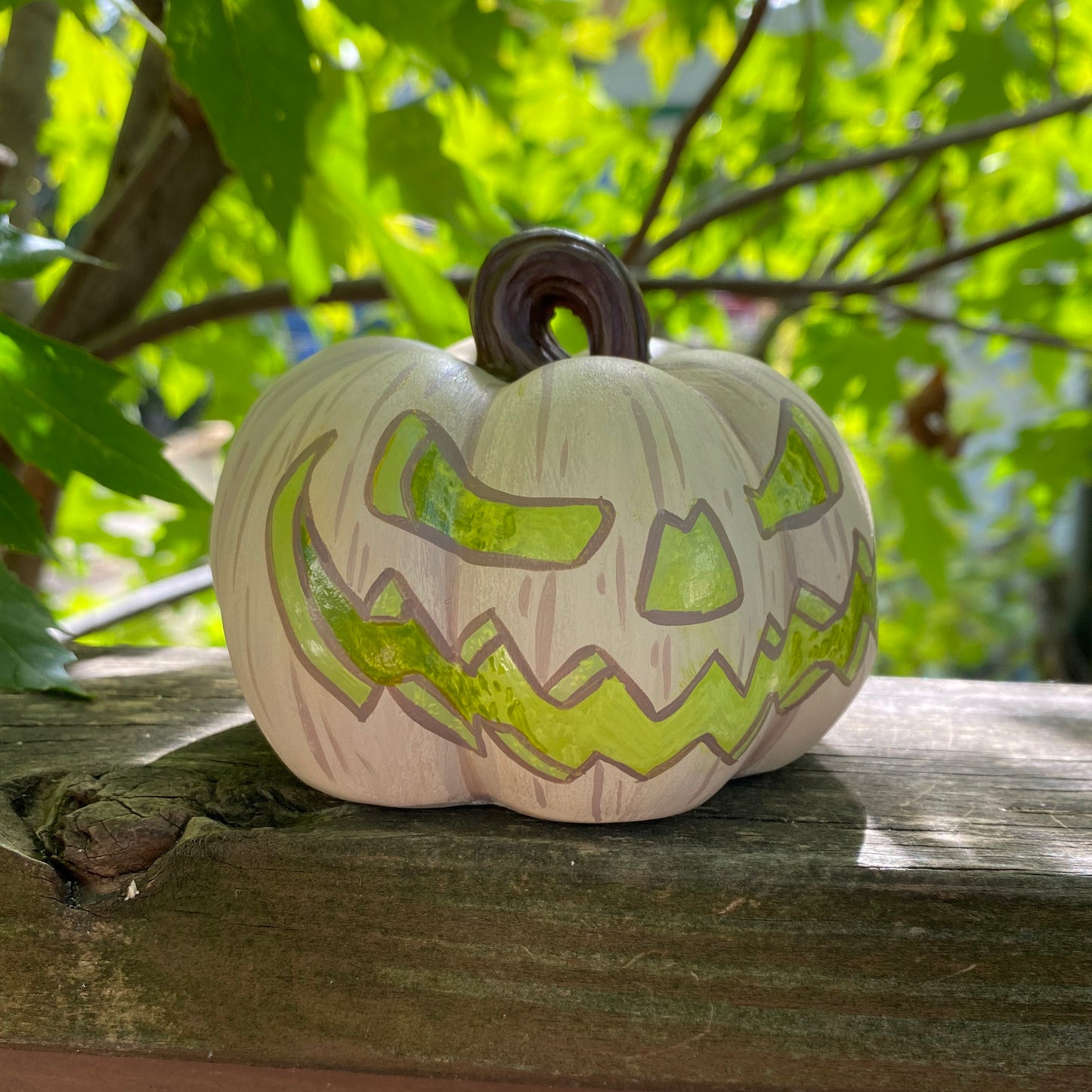 Jack-O-Lantern - White