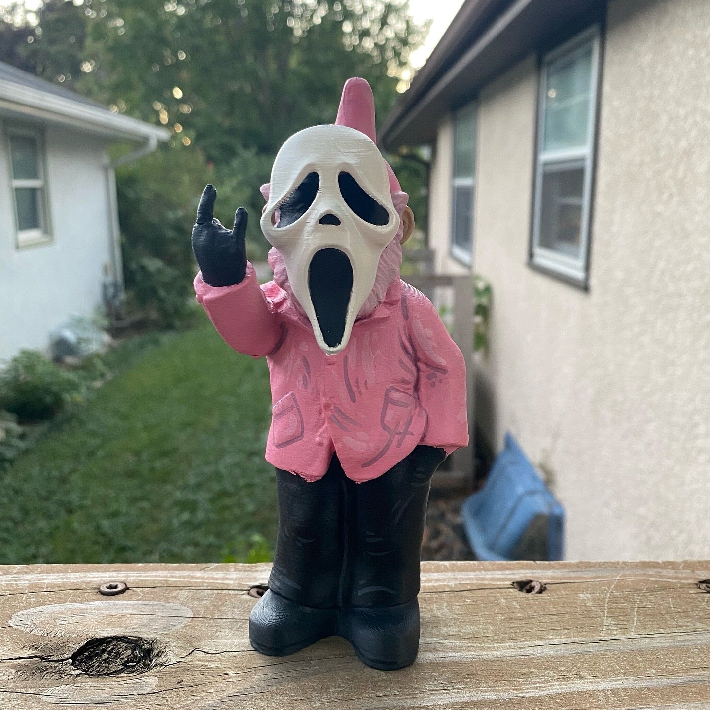 Ghostface pink - Gnomie